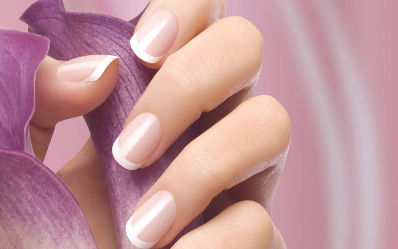 Manicura semipermanente
